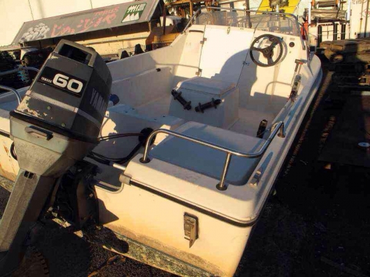 ขายเรือยามาฮ่า F17 165,000 เครื่อง 60 แรง  อุปกรณ์ครบๆ