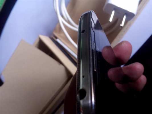 ขาย samsung s4 ยกกล่อง ไร้ริ้วรอย