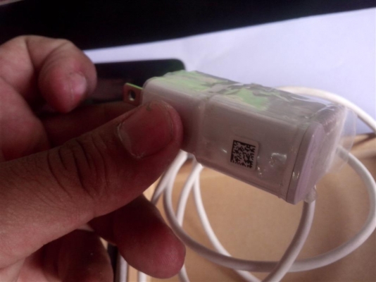 ขาย samsung s4 ยกกล่อง ไร้ริ้วรอย