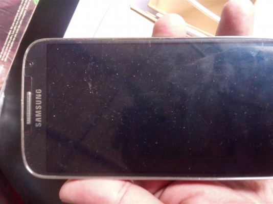 ขาย samsung s4 ยกกล่อง ไร้ริ้วรอย
