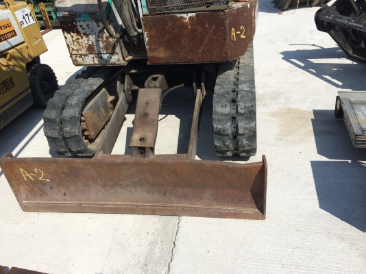 KOMATSU PC28UU KOMATSU PC28UU