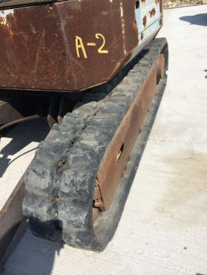 KOMATSU PC28UU KOMATSU PC28UU