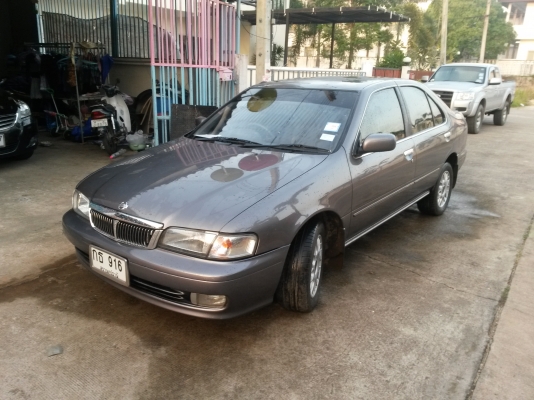 จ่ายแค่ 3000 ออกรถได้เลย sunny super saloon ปี 2000 เกี่ยรออร์โต แก๊สหัวฉีด ดีส 4 ล้อ