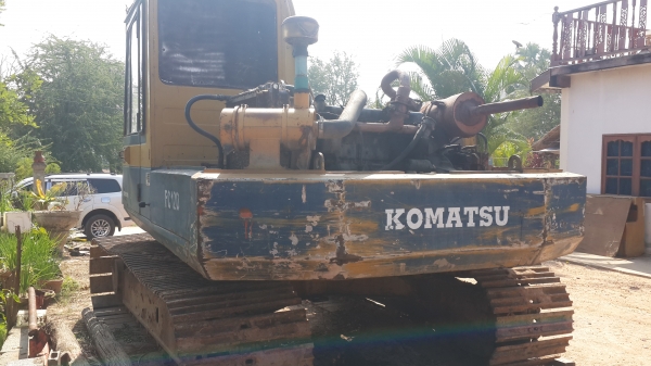 ขายด่วนKOMATSU PC100-3ราคาถูกๆจองโทร0801515451
