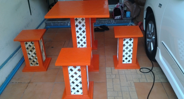 ขายโต๊ะชุดไม้สักแท้ หลากหลายสี หลากหลายแบบ สั่งซื้อหรือขอข้อมูลเพิ่มเติ่มได้ตามหมายเลขด้านล่าง