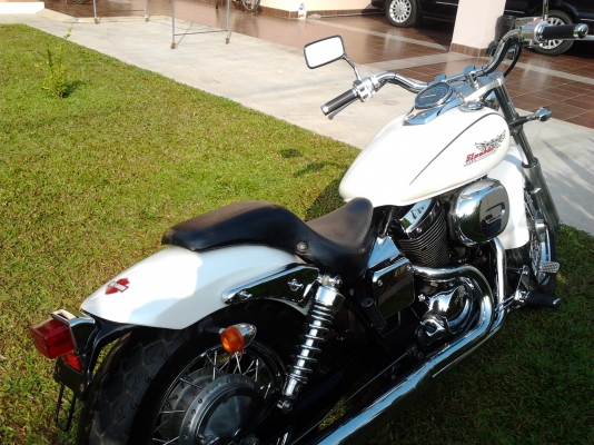 ขาย honda shadow slasher 400 cc ปี 02 สรรพสามิต