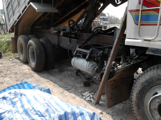 ขายรถสิบล้อISUZUล๊อกกี้คัตชีใหย่ราคาถูกสวยพร้อมใช้