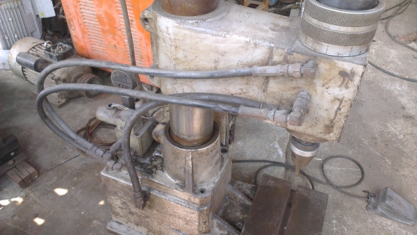 Sell> เครื่องย้ำแผ่นครัชมือสอง ของญี่ปุ่น สภาพพร้อมใช้งานครับ ไฟ 3 เฟส 380V. นครปฐมครับ Sell> เครื่องย้ำแผ่นครัชมือสอง ของญี่ปุ่น สภาพพร้อมใช้งานครับ ไฟ 3 เฟส 380V. นครปฐมครับ