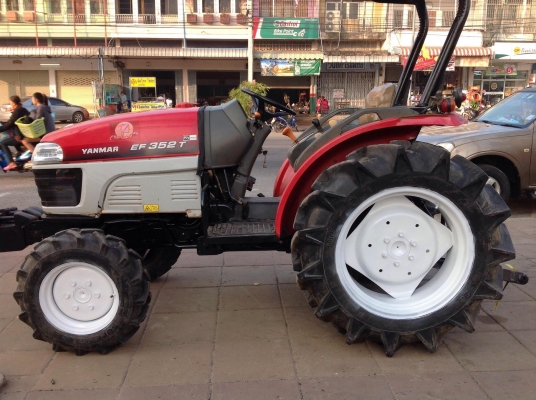 แทรกเตอร์ยันร์มา  35 แรง สภาพเยี่ยมมากๆ พร้อมใช้งาน มีผาน  1 พวง