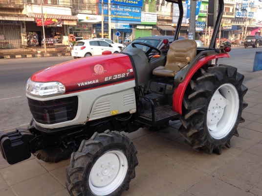 แทรกเตอร์ยันร์มา  35 แรง สภาพเยี่ยมมากๆ พร้อมใช้งาน มีผาน  1 พวง