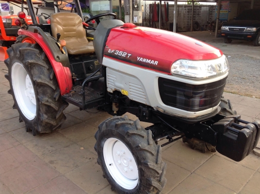 แทรกเตอร์ยันร์มา  35 แรง สภาพเยี่ยมมากๆ พร้อมใช้งาน มีผาน  1 พวง