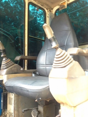 KOMATSU รุ่น PC 200-5 เพียง 880,000