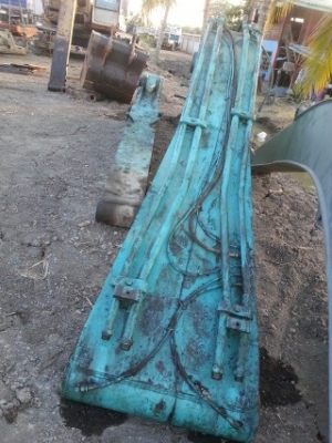 บูม + อาร์ม kobelco sk200-3 บูม + อาร์ม kobelco sk200-3