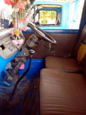 ISUZU  TLเครื่อง  100แรง  6ล้อขาย170000บาท