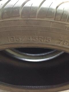 ขายยาง 195-45-15  ปลายปี12 ดอกเต็มๆ 1ชุดครับ