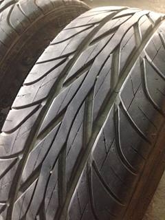 ขายยาง 195-45-15  ปลายปี12 ดอกเต็มๆ 1ชุดครับ