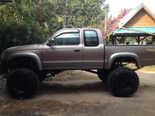 รถ TOYOTA TIGER D4D วางคาน คอยสปริง