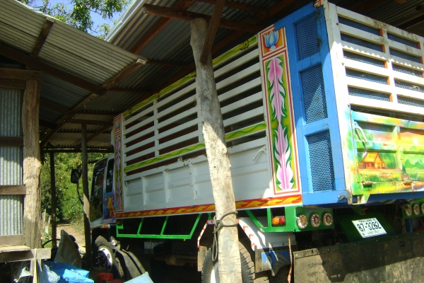 ขายรถ 6 ล้อใหญ่ อีซูซุ195 แรง