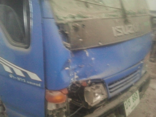 ขายรถอีซูซุ 4 ล้อ กลาง หน้าการ์ตูน รถประกอบ ทะเบียนนนทบุรี ทะเบียนขาด 3 ปี เครื่องยนต์ 4HF1-516901 เลขตัวถัง NKR666-7403852