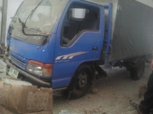 ขายรถอีซูซุ 4 ล้อ กลาง หน้าการ์ตูน รถประกอบ ทะเบียนนนทบุรี ทะเบียนขาด 3 ปี เครื่องยนต์ 4HF1-516901 เลขตัวถัง NKR666-7403852