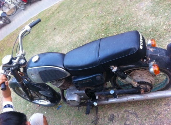 ขาย K 125 สภาพแห้ง 0891709610มีทะเบียนพร้อมโอน รังสิต