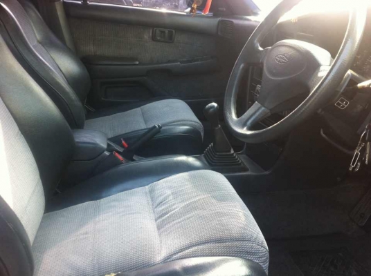 โตโยต้า หน้ายิ้ม 1.6 GL สวยมากๆ