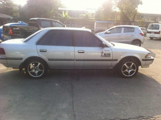 โตโยต้า หน้ายิ้ม 1.6 GL สวยมากๆ