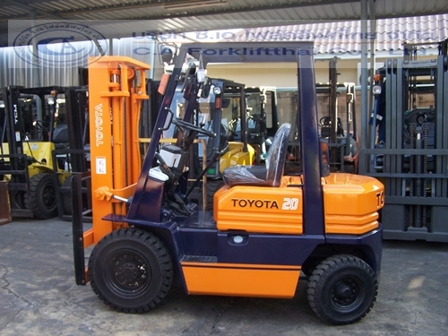 ขายรถ โฟล์คลิฟท์ TOYOTA รุ่น 5-FD20