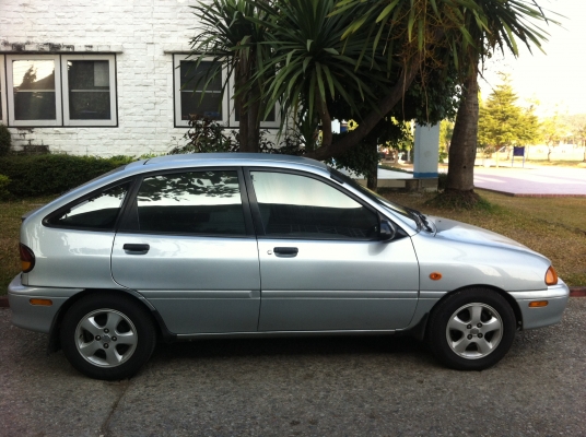 Ford aspire 5 ประตู 1300 CC/แก๊ส LPG Ford aspire 5 ประตู 1300 CC/แก๊ส LPG