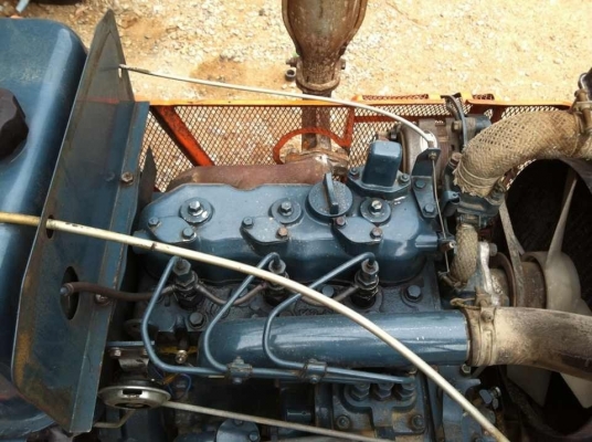 ขายด่วน รถไถคูโบต้าL2201 เก่านอกพร้อมโรตารี่