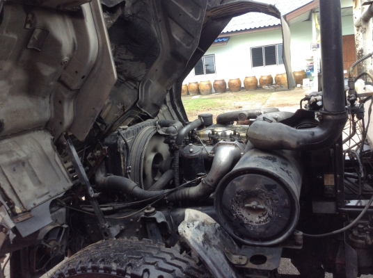 Mitsubishi 10ล้อ 2เพลา หัวลาก (FN527) เครื่อง 220 เทอร์โบอินเตอร์ EURO 1 ปี'45 (แท้) เกียร 10 สปีด หัวดี ซัซซี่สวยมาก ยางพร้อมใช้งาน รถใช้งานอยู่ ขาย 760,000