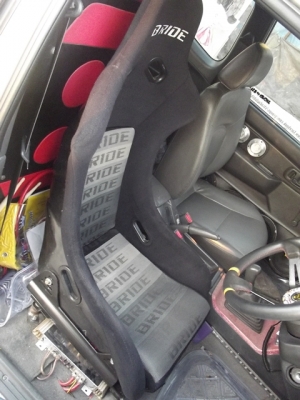 ขายเบาะBRIDEหลังแข็งพร้อมรางหลังดำสภาพนางฟ้า ราคา4000บาทไทย ราคาต่อรองได้ ถ้ามารับเองมีราคาพิเศษของอยู่ปทุมธานี   ติดต่อ 082-5425008 มอสคับ