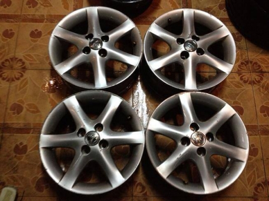 ขายแม็กซ์ Toyota Altis ขอบ 15 4รู100 ราคา 3,900 บาทถูก