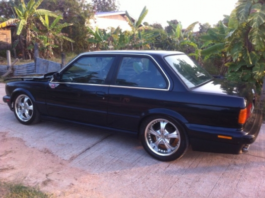 ขาย bmw E30 2 ประตู ขาย bmw E30 2 ประตู