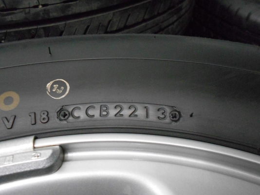 ขายล้อแม็ก Mitsubishi Triton ขอบ 15 พร้อมยาง Bridgestone R623 215/70/15 ป้ายแดงปี 13/เทิร์นได้-ใส่ฟรีค่ะ