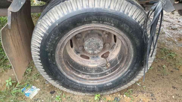 NPR115แรง รถห้างแท้ กะบะรั้ว4.5ม.เครื่องสวย คัสซีสวย เล่มพร้อม....