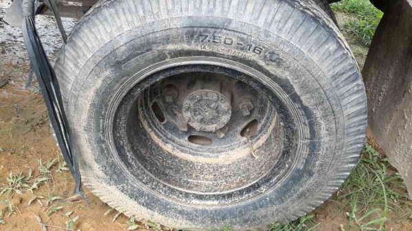 NPR115แรง รถห้างแท้ กะบะรั้ว4.5ม.เครื่องสวย คัสซีสวย เล่มพร้อม....