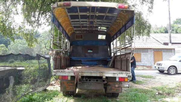 NPR115แรง รถห้างแท้ กะบะรั้ว4.5ม.เครื่องสวย คัสซีสวย เล่มพร้อม....