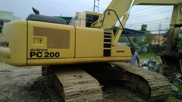 PC200-6 ซีเรียลสูง94675 ไฟฟ้าครบ เอวแน่นช่วงล่างสวย มีออยคูลเลอร์...มีเล่มทะเบียน..