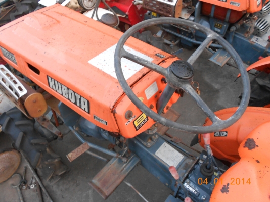 ขายด่วน รถไถคูโบต้า B5000 เก่านอก สภาพใหม่ พร้อมใช้งาน