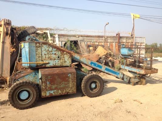 ให้เช่า รถกระเช้าเก่าญี่ปุ่น MODEL : SP120