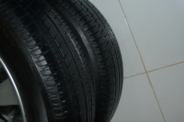 ขายล้อแม็กเดิม HONDA CITY 15" 4/100. สภาพสวย ถอดเก็บไว้อย่างดี