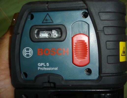 ขายเครื่องกำหนดจุดด้วยเลเซอร์ บ๊อช (Bosch) GPL 5 (ดิ่งเลเซอร์)