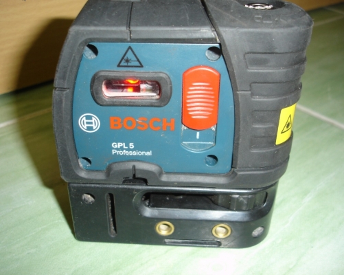 ขายเครื่องกำหนดจุดด้วยเลเซอร์ บ๊อช (Bosch) GPL 5 (ดิ่งเลเซอร์)