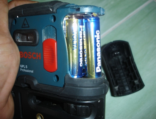 ขายเครื่องกำหนดจุดด้วยเลเซอร์ บ๊อช (Bosch) GPL 5 (ดิ่งเลเซอร์)