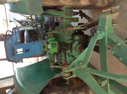 ขายรถไถจอหน์เดียร เครื่องดี ปั้มดี ขับดี ไฮโดลิกดี ปัจจุบันใช้งานอยู่ 195,000