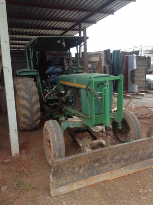 ขายรถไถจอหน์เดียร เครื่องดี ปั้มดี ขับดี ไฮโดลิกดี ปัจจุบันใช้งานอยู่ 195,000 ขายรถไถจอหน์เดียร เครื่องดี ปั้มดี ขับดี ไฮโดลิกดี ปัจจุบันใช้งานอยู่ 195,000