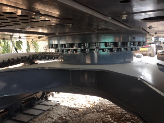 จำหน่ายรถแบคโฮใหม่ ยี่ห้อ XCMG รุ่น XE135B