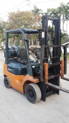 ขาย Forklift Toyota 40-7FG15 รถนำเข้าติดแก๊ส สภาพดีพร้อมใช้งาน