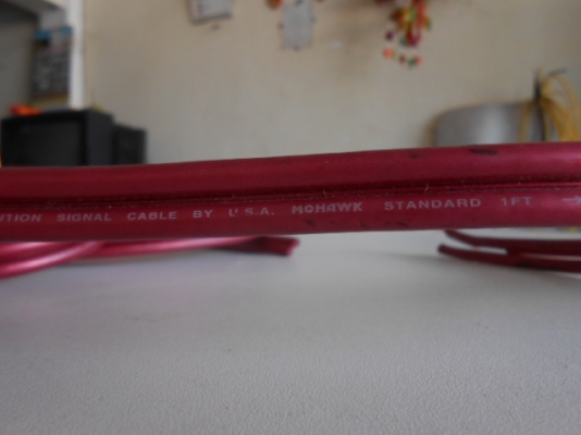 สายสัญญาณ MOHAWK รุ่น MK 360 X ยาว 2.5 ม. สายสัญญาณ MOHAWK รุ่น MK 360 X ยาว 2.5 ม.